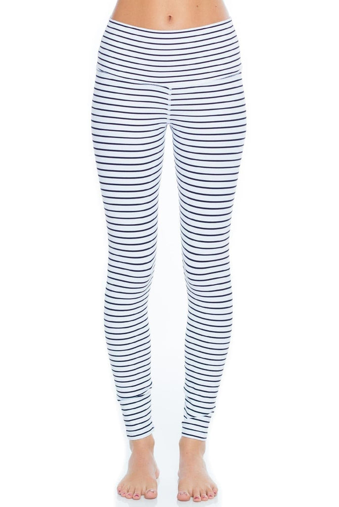 https://evolvefitwear.com/cdn/shop/products/glyder-high-power-legging-black-white-stripe-2_1024x1024.jpg?v=1623520951