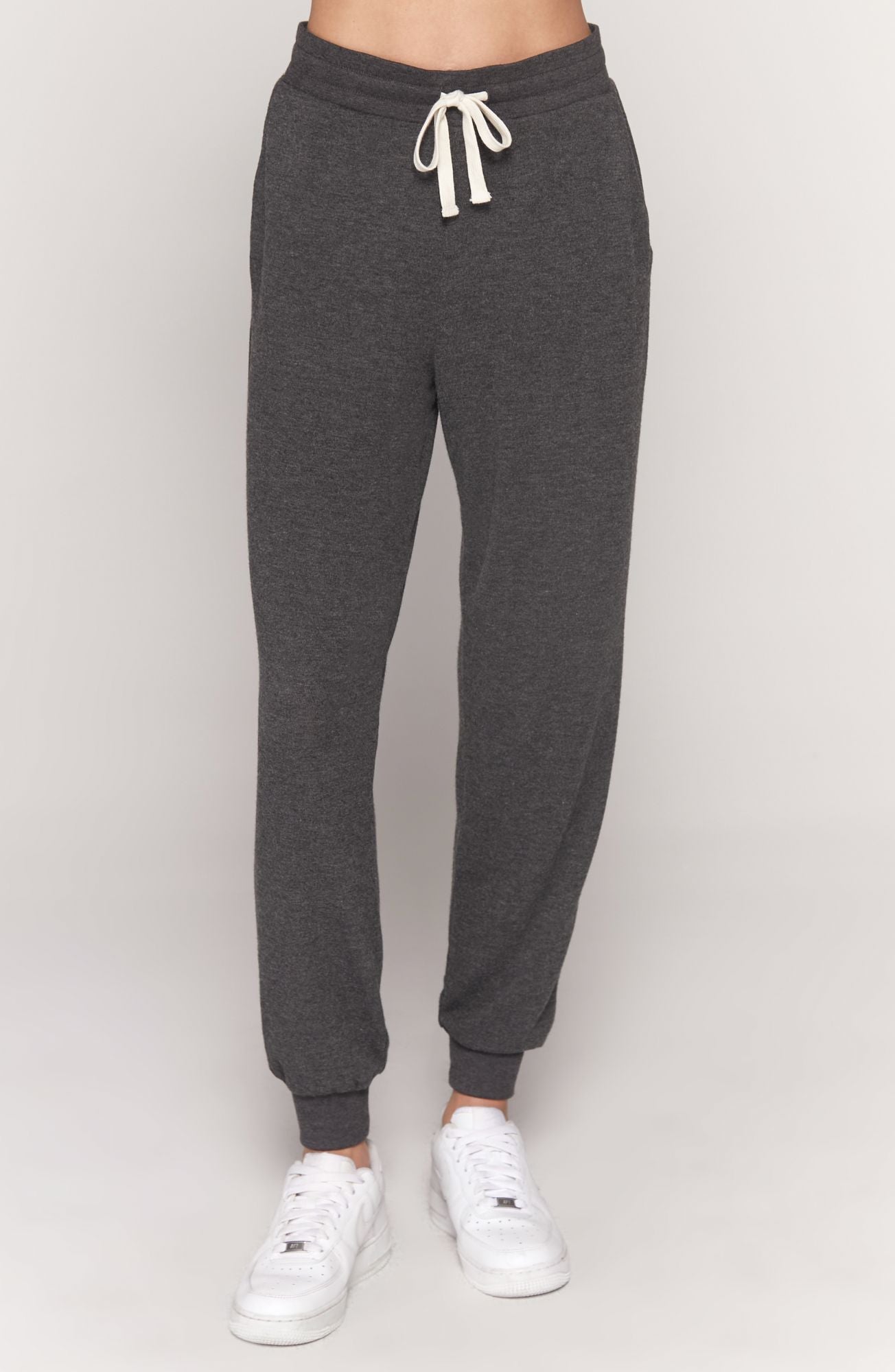 Marleigh Sweatpants – Vintage Black | Spiritual Gangster | Evolve Fit Wear