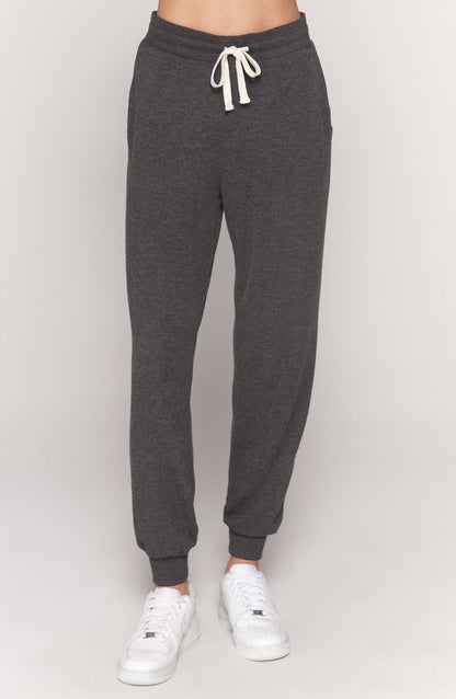 Marleigh Sweatpants – Vintage Black | Spiritual Gangster | Evolve Fit Wear
