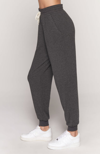 Marleigh Sweatpants – Vintage Black | Spiritual Gangster | Evolve Fit Wear