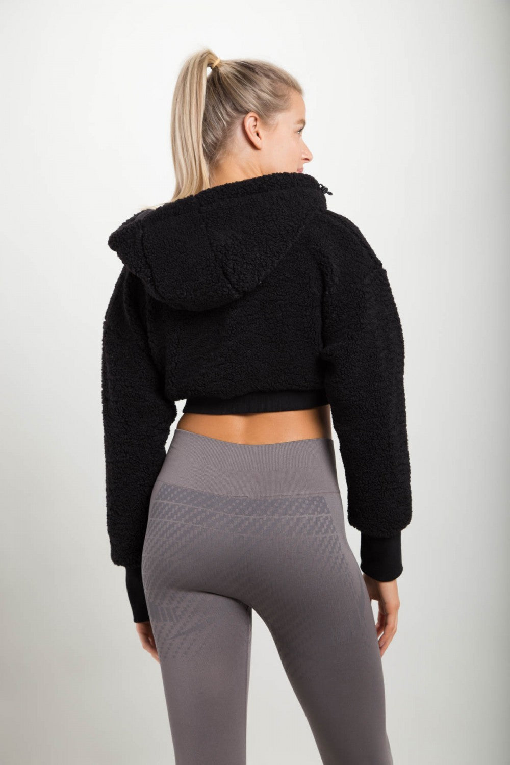 Black cropped sherpa jacket online