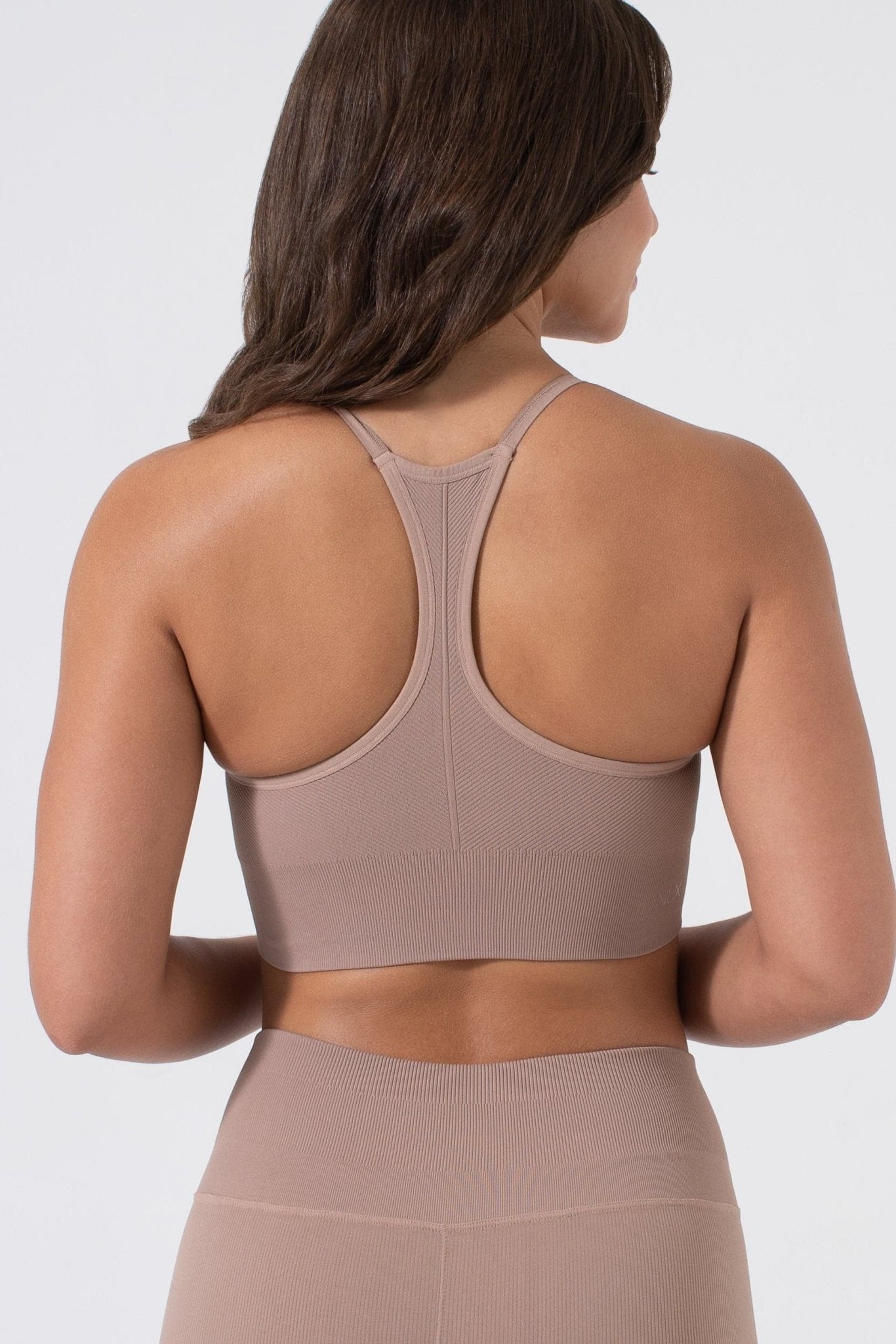 One By One Bra - V - Neck Seamless Sports Bra with Removable Cups | NUX | Evolve Fit Wear