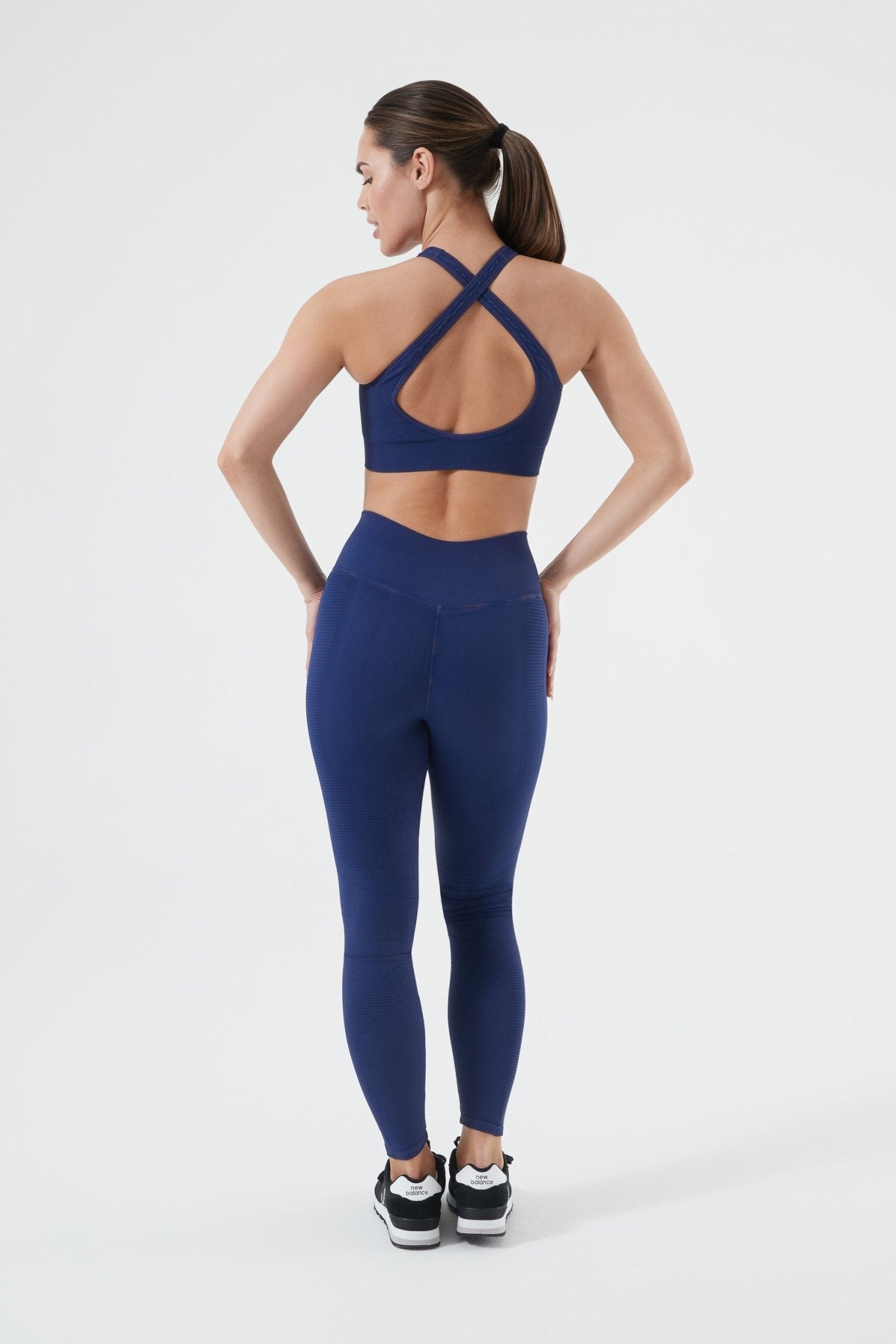 One by One Scoop Bra - Seamless Criss - Cross Back Strap | NUX | Evolve Fit Wear