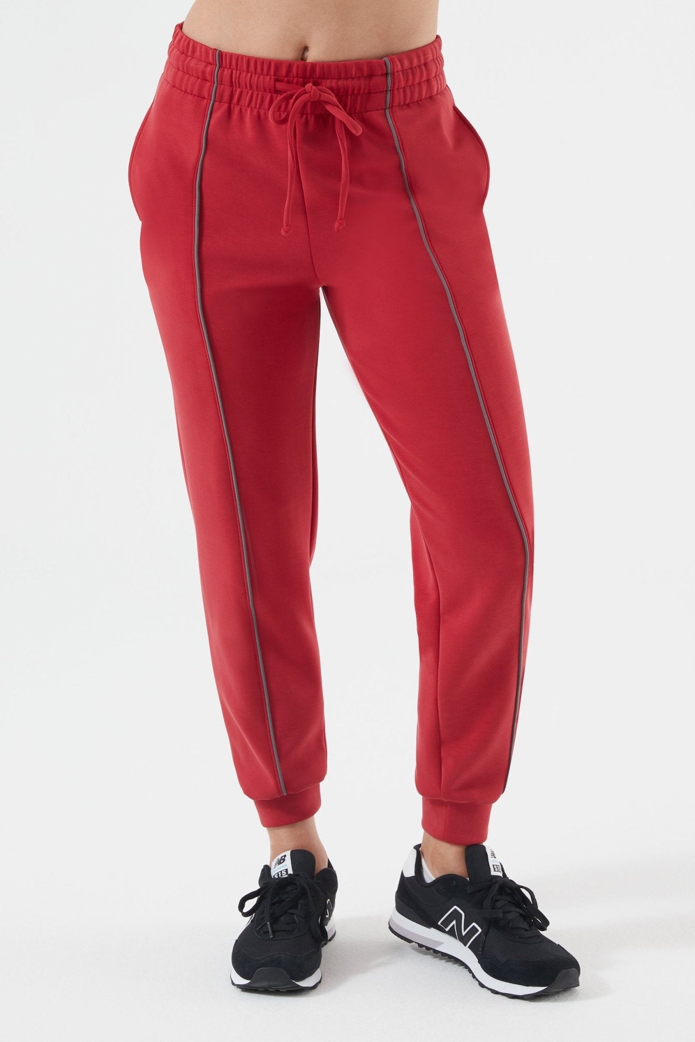Sleek Fabric Piper Jogger | NUX | Evolve Fit Wear