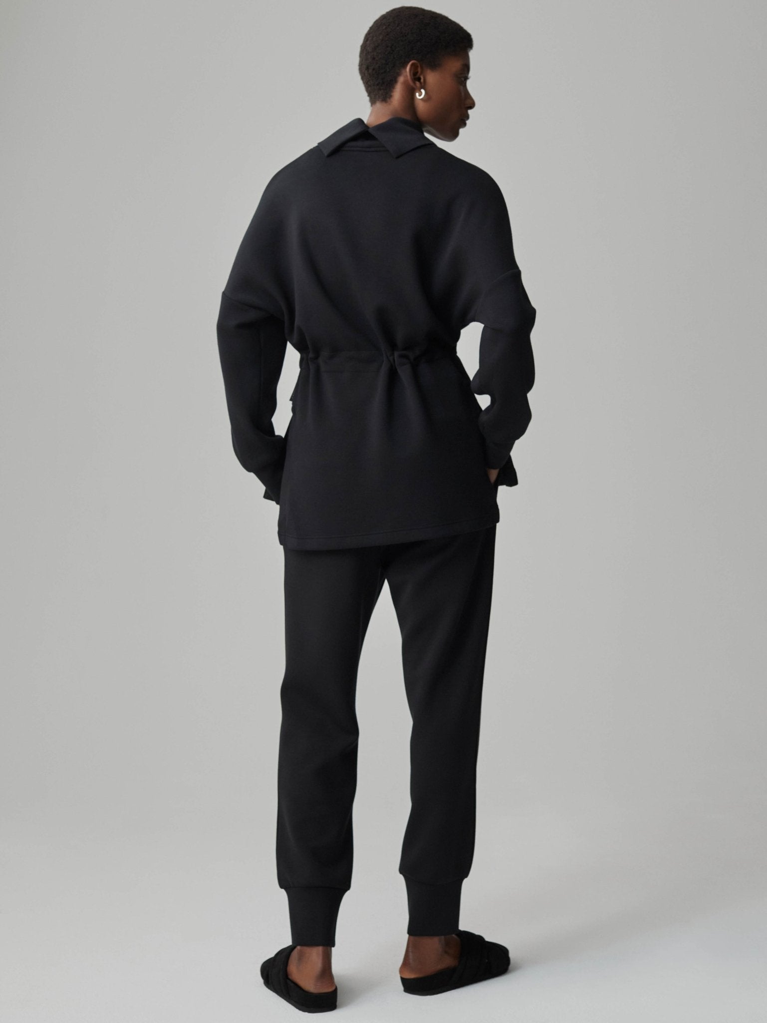 Varley Freya Sweatshirt – Black | Varley | Evolve Fit Wear