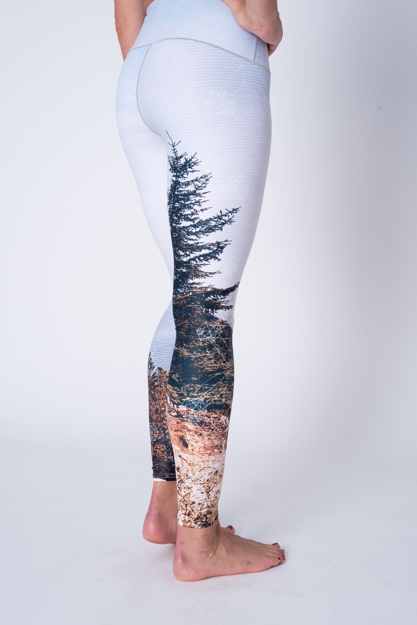 Yoga Pants Mountain Vista | Colorado Threads Clothing | Evolve Fit Wear